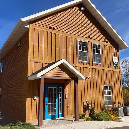 Keweenaw Waters Resort Houghton Exterior photo