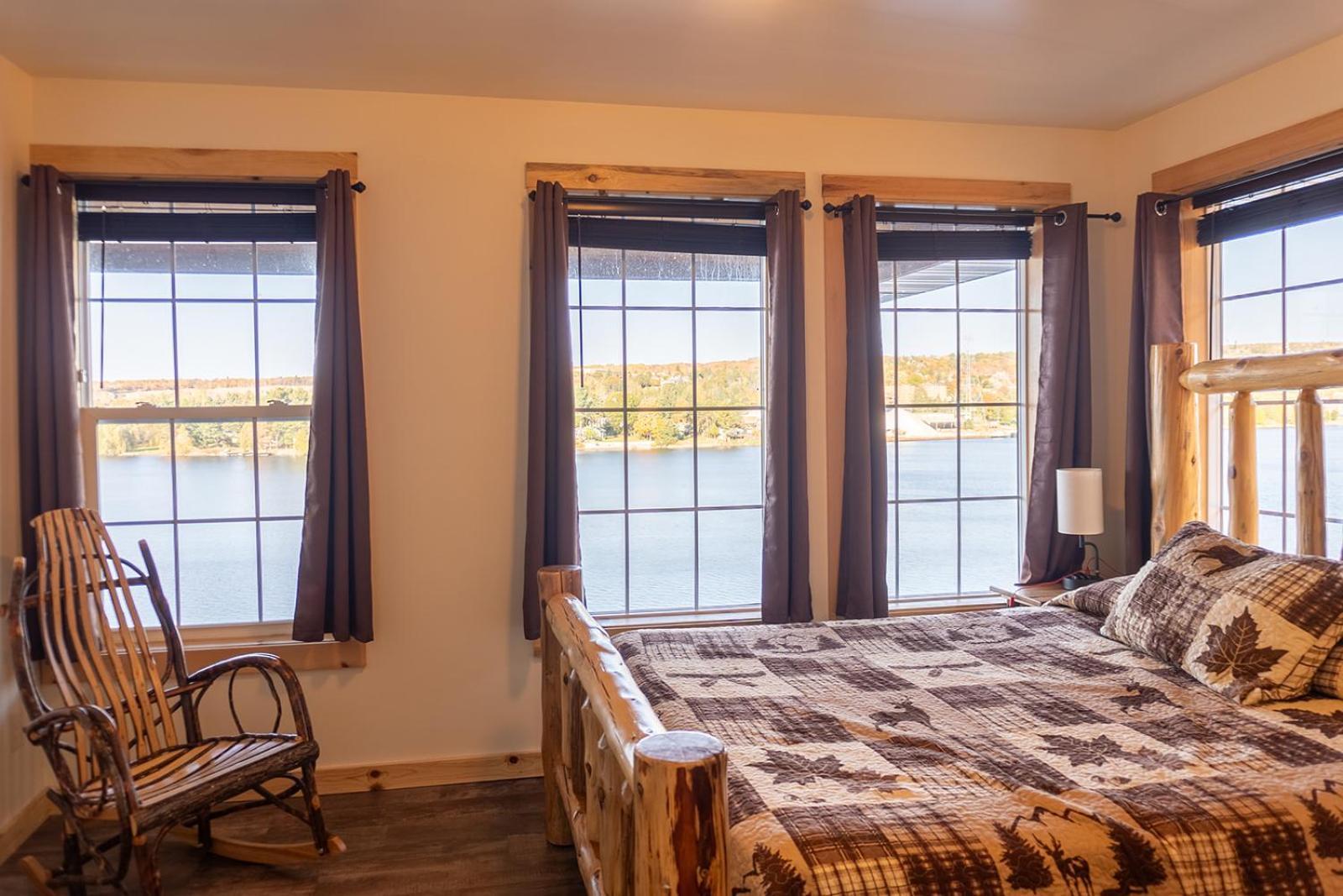 Keweenaw Waters Resort Houghton Exterior photo
